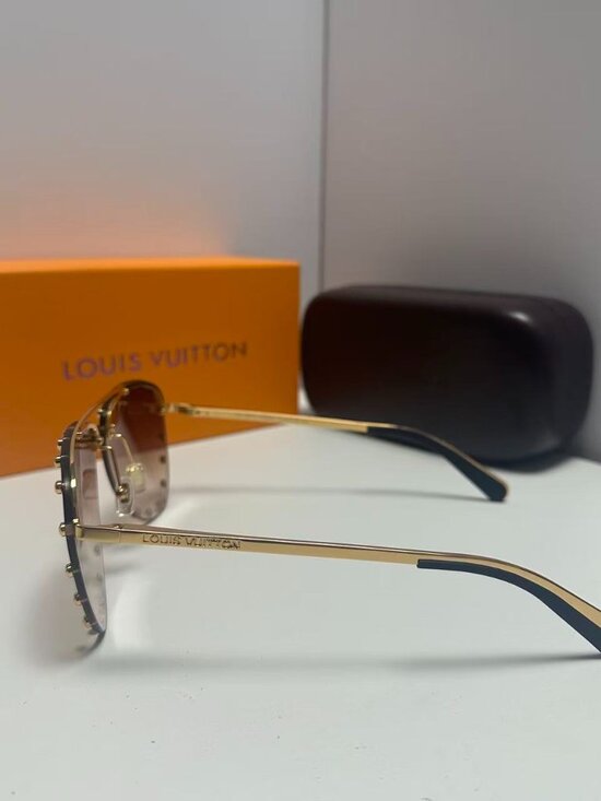 Louis Vuitton sunglasses main image 4